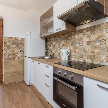 In With Kitchen Apartment